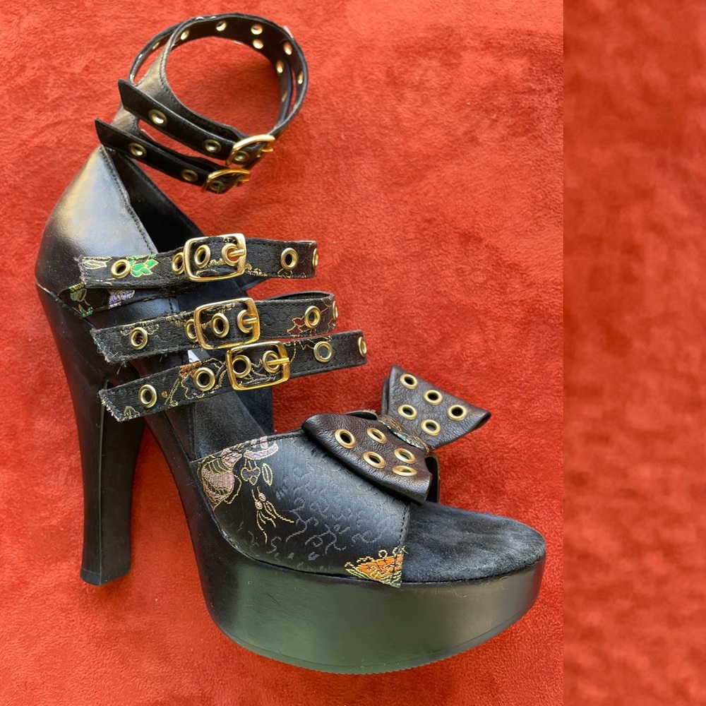 VINTAGE Y2K Steve MADDEN Madame CHINOISERIE Platform Sandals Size 7 - Picture 2 of 14